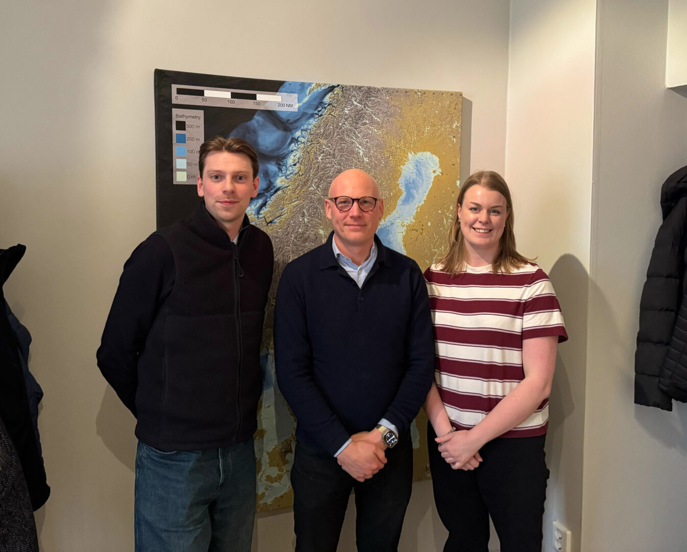 Två konsulter från Ants Tech Recruiters med deras kund Miraya